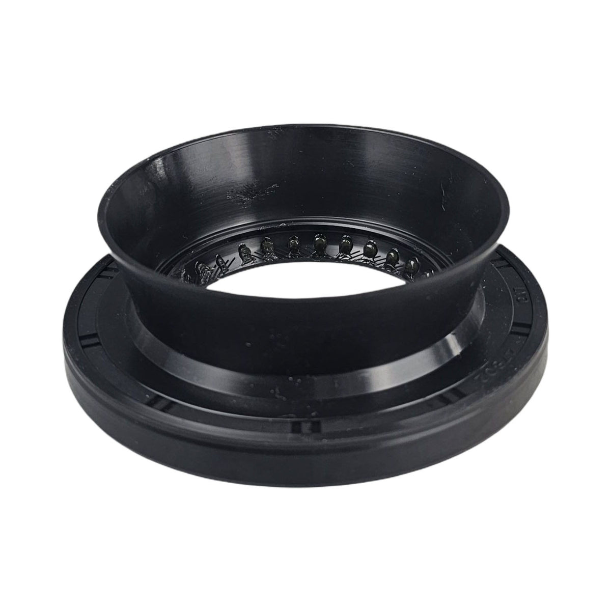 Front Right Drive Shaft Seal for Toyota Landcruiser FJA300 | Lexus LX500d FJA310