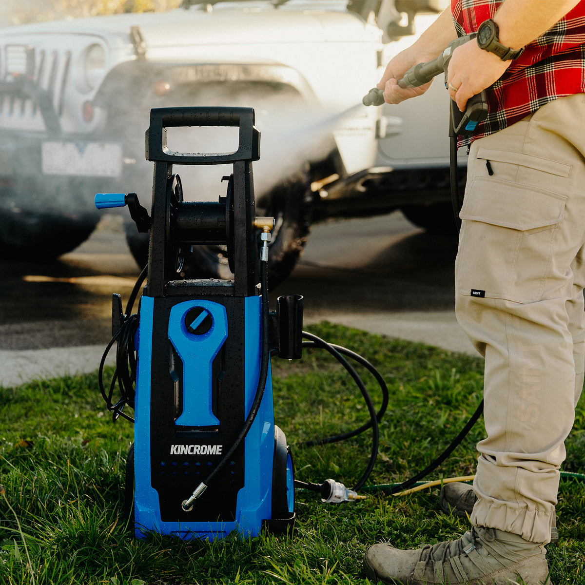 2400W Electric High-Pressure Washer - 2600psi - 8.0L/min - 8m Hose & Reel - K16252