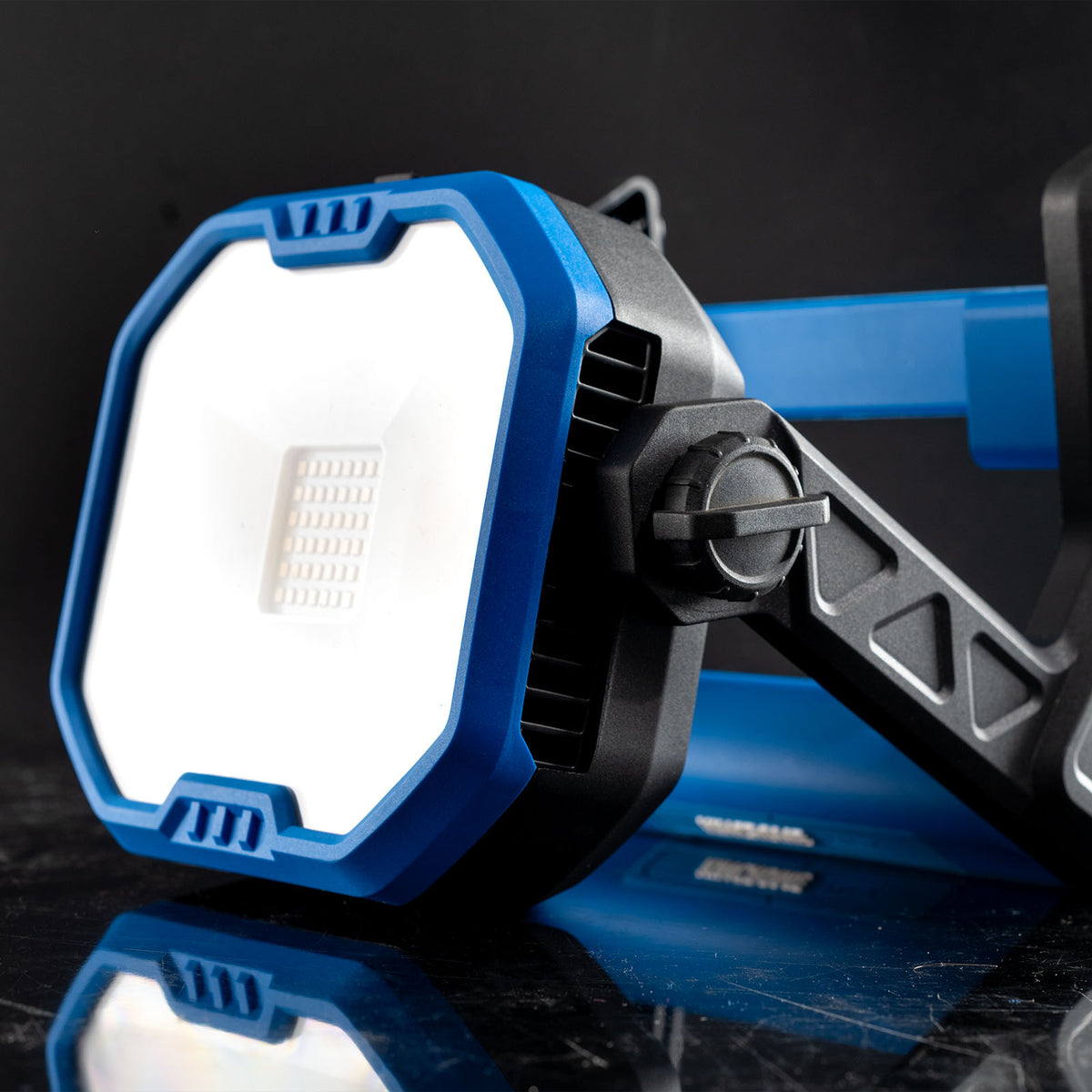 18V LED Area Light - K23036
