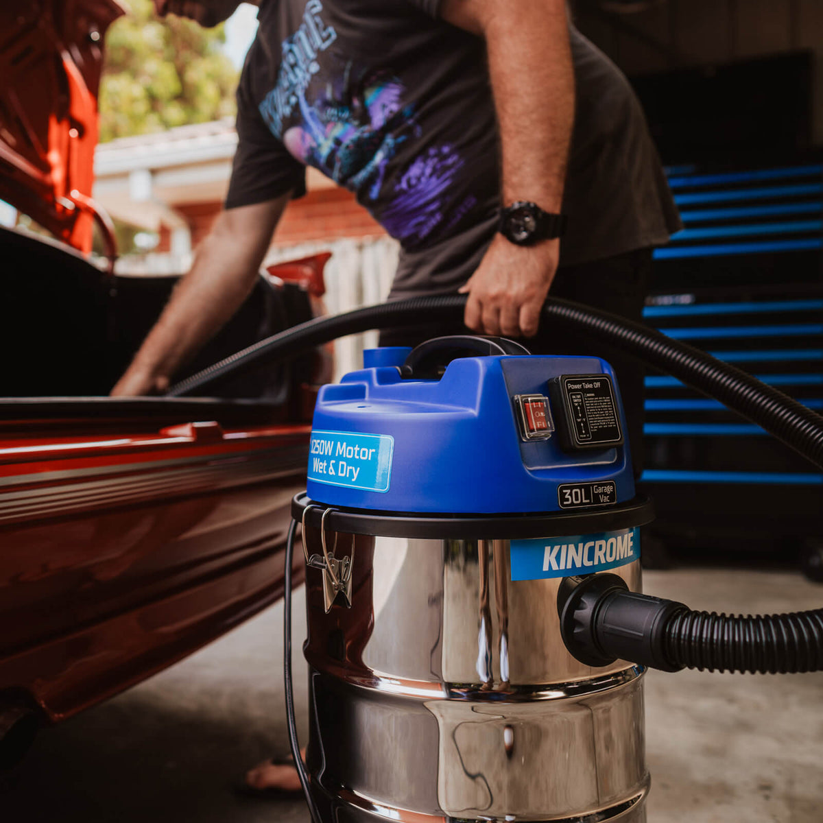240V Wet & Dry Garage Vacuum 30L / 1250W - KP703