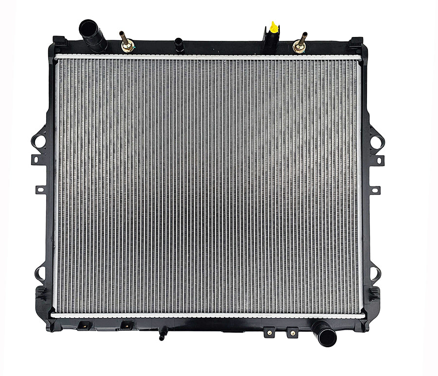 Radiator For Toyota Hilux GUN126 GUN136 2.8L GUN125 2.4L Fortuner GUN156 2.8L Auto