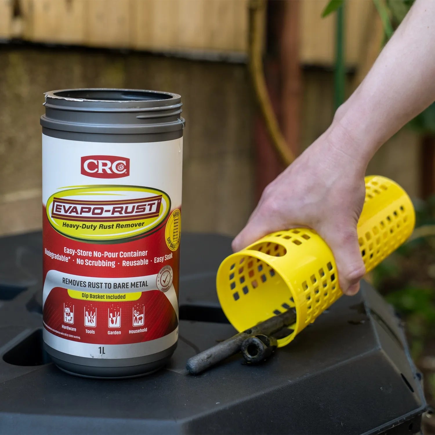 CRC Evapo-Rust 1 Litre with dip bucket EVRC