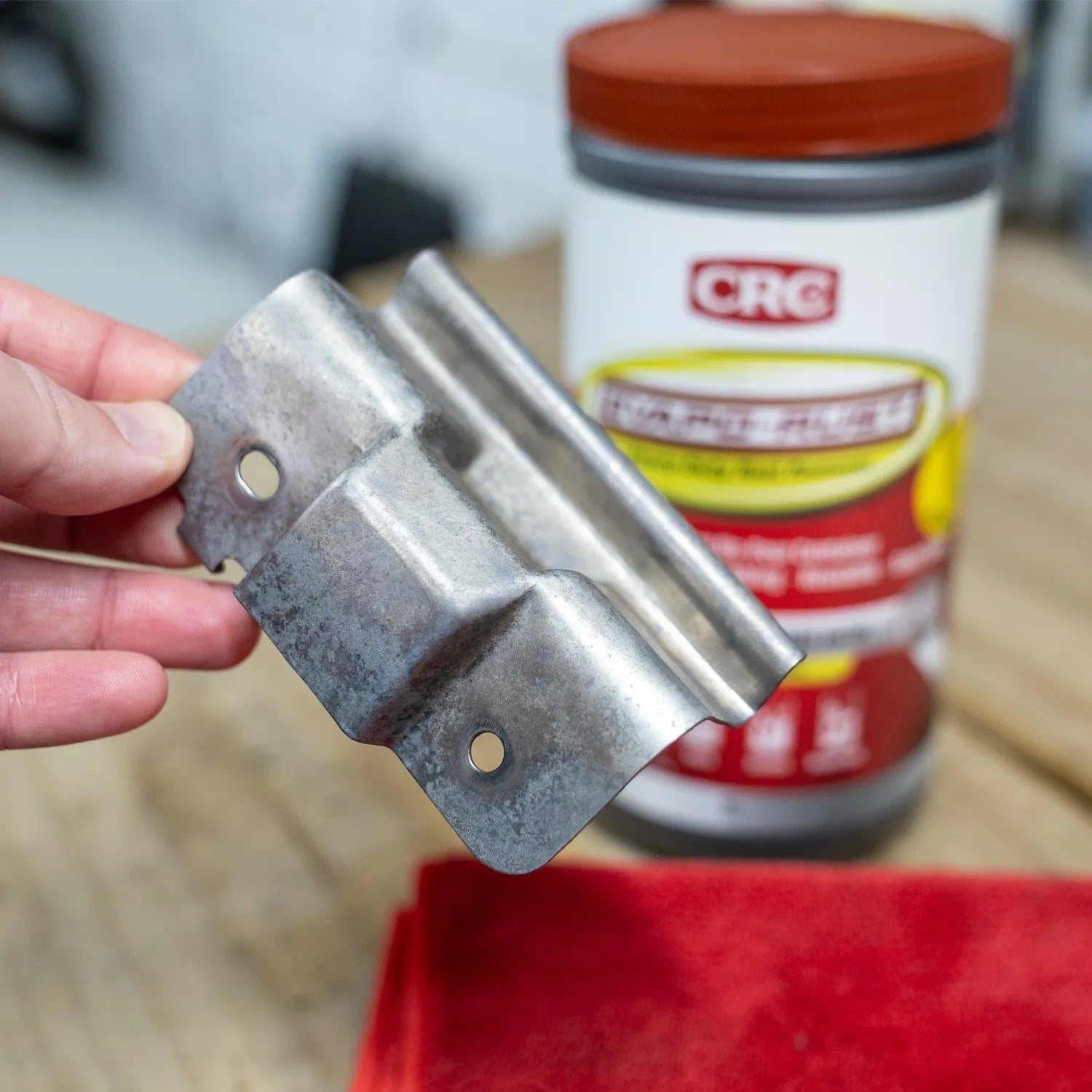 CRC Evapo-Rust 1 Litre with dip bucket EVRC
